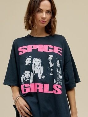 Daydreamer Spice Girls Photo One Size Tee in Vintage Black / OS